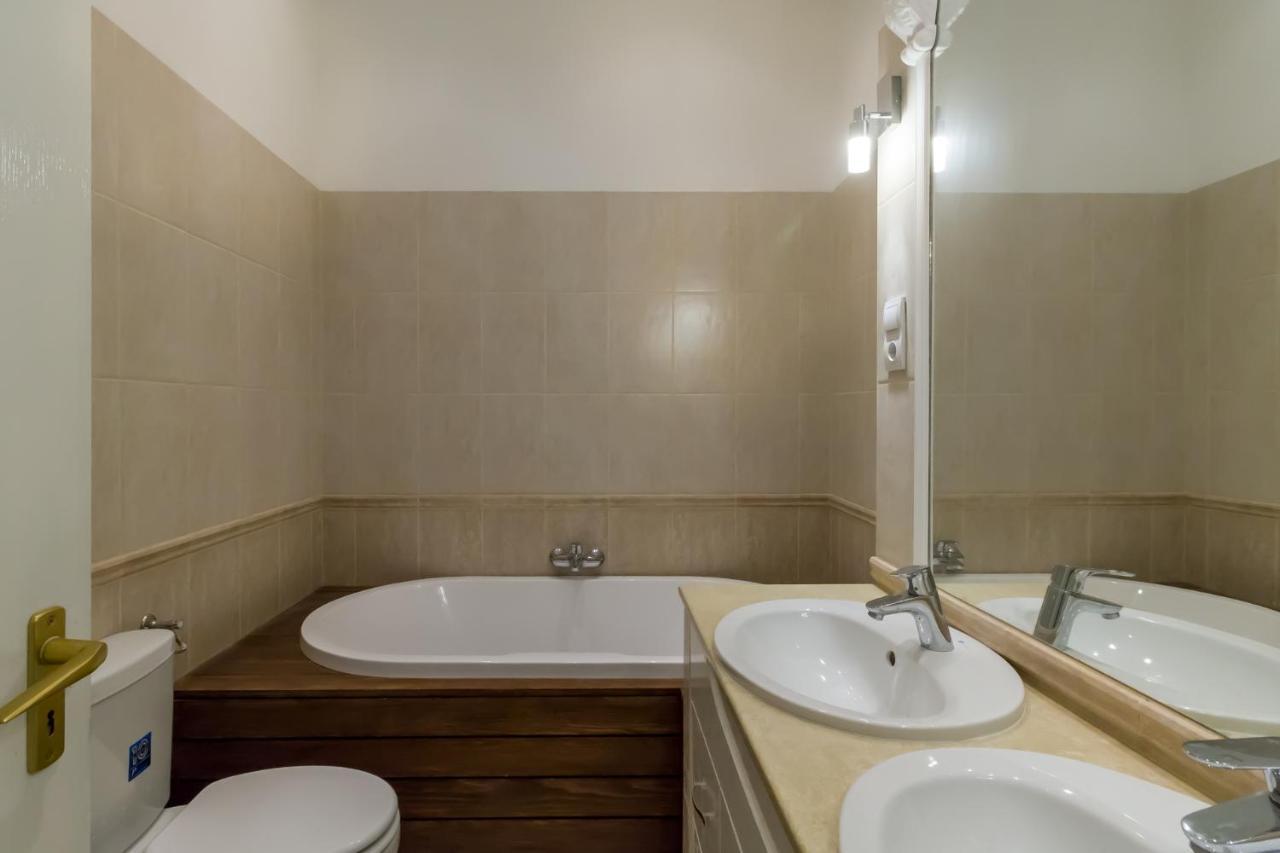 Spacious Riverside Residency - Magnificent View Budapest Exterior foto